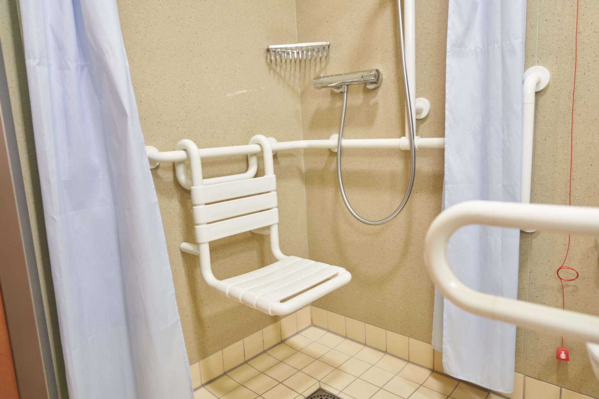 シャワーチェア